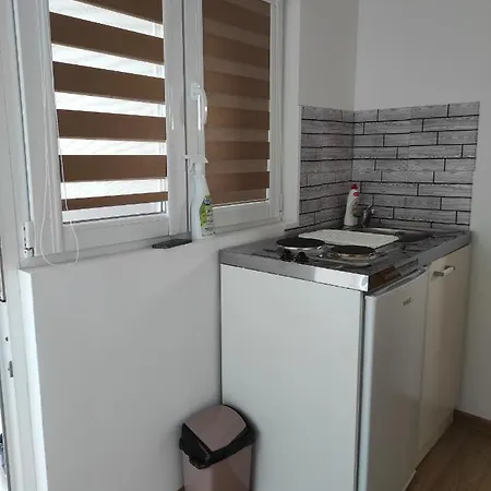 Zivanovic Mt Srebrno Jezero * Veliko Gradište